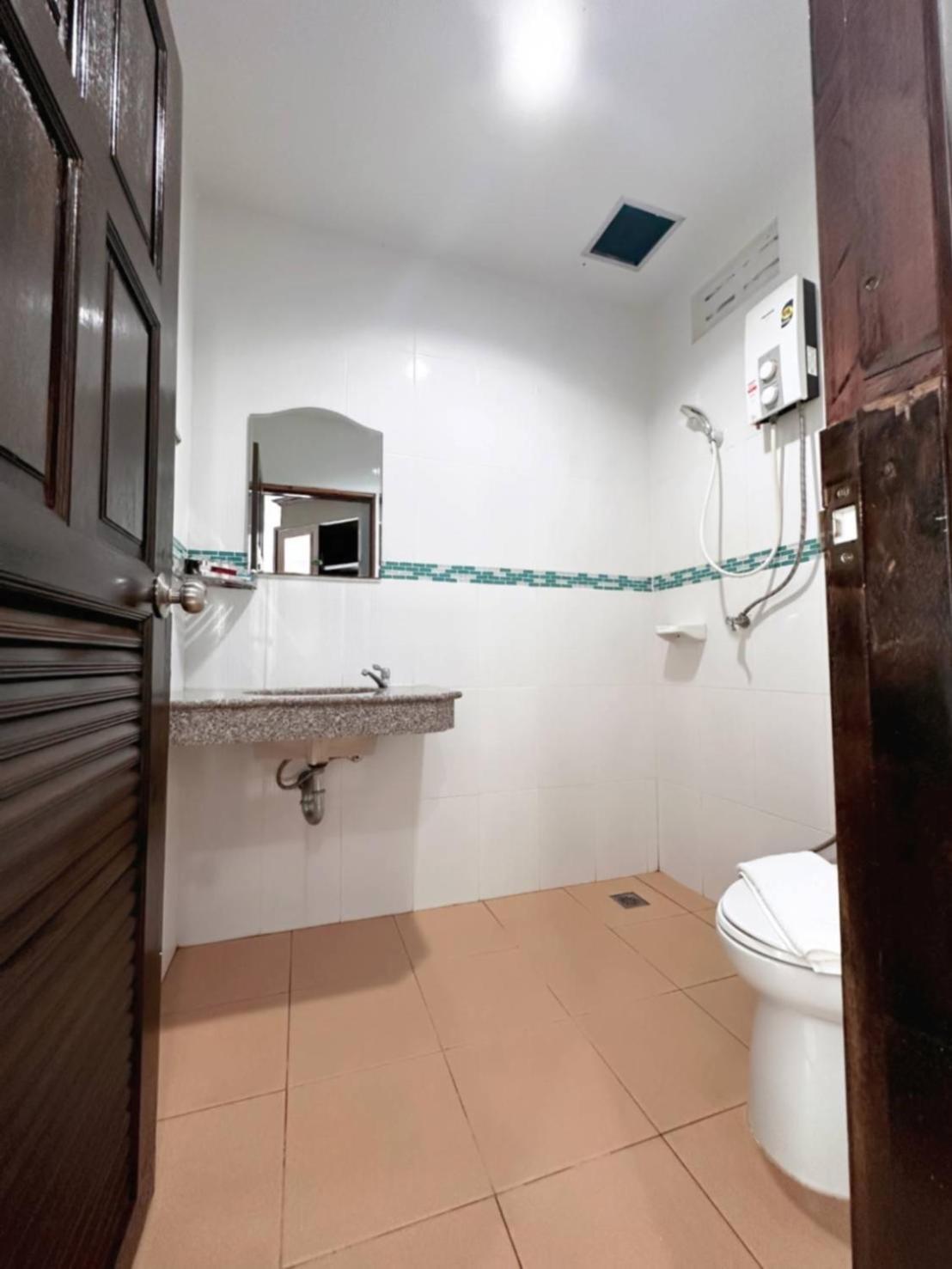 Abby'S House Hotel Patong Kültér fotó